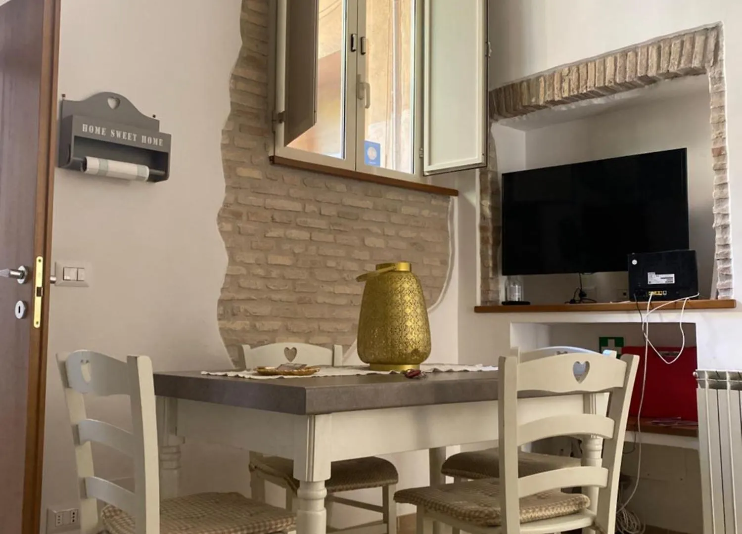 B&B Trastevere Il Vicolo Roma 0*,  Italia